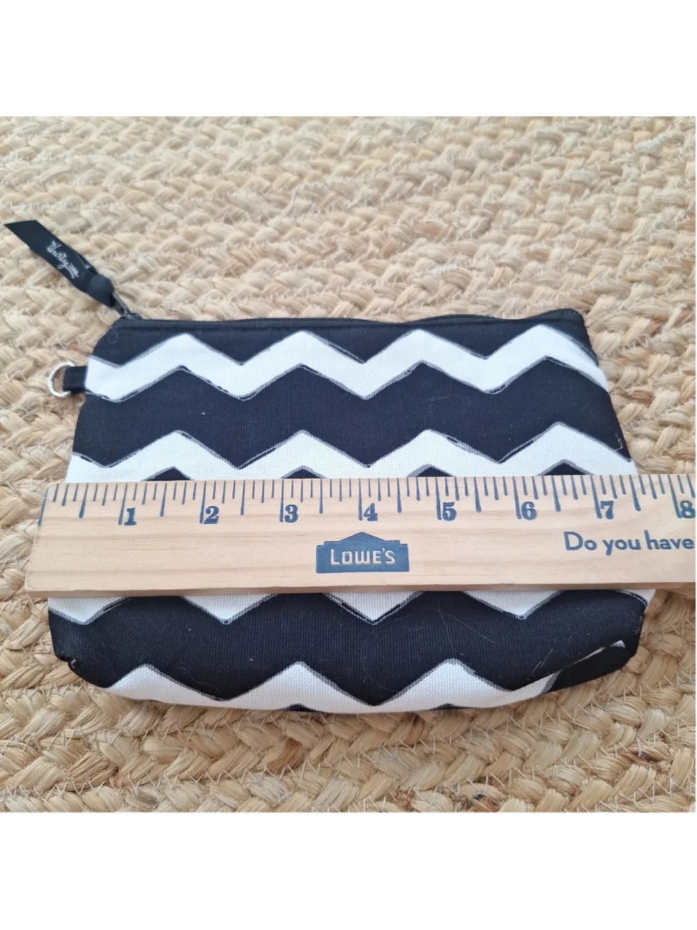 Thirty One Small Zipper Pouch Chevron Print BLACK & WHITE NWOT Makeup Cosmetic
